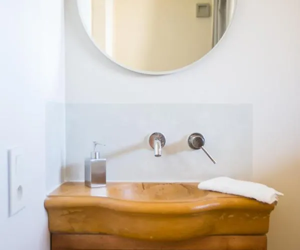 Alatrium アパート *