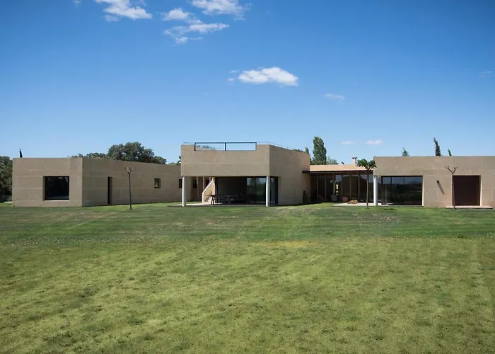 Alatrium アパート アルジエ