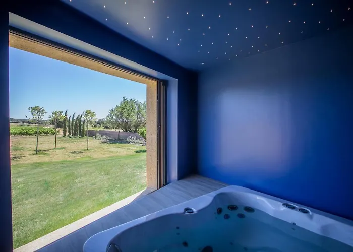 Alatrium アパート